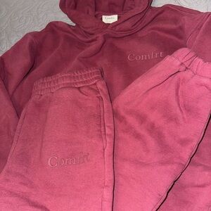 Comfrt Medium Berry Hoodie and Sweatpants Set like new